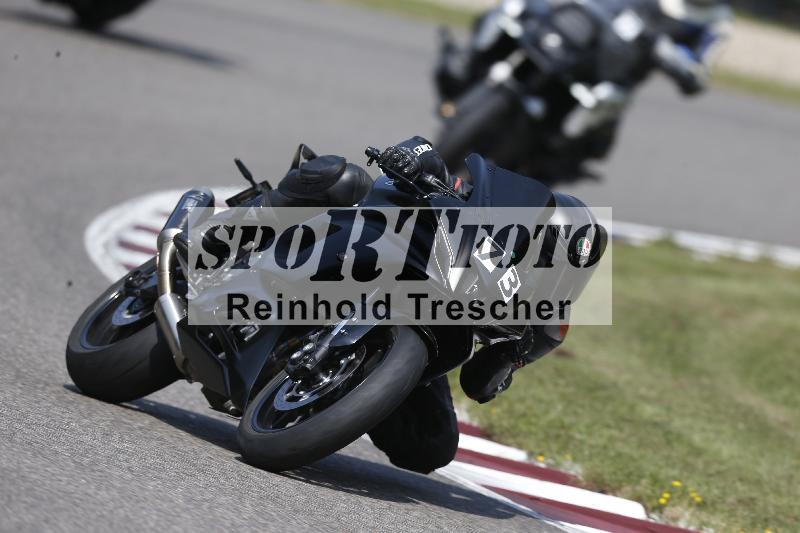 /49 26.08.2025 Cornu Master School ADR/gruen-vert/73